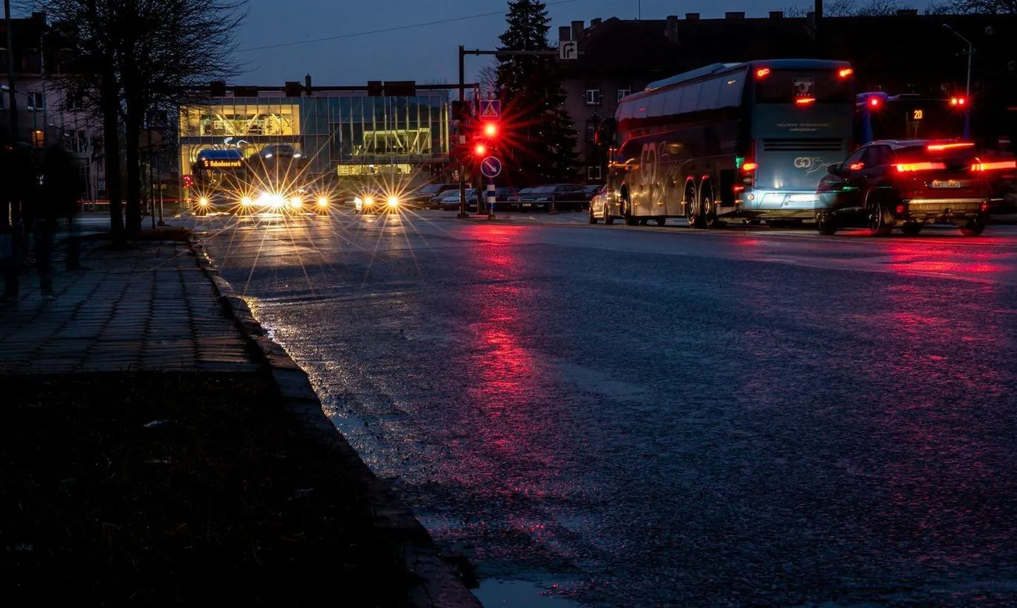 Liikluses tuleb libeda tõttu olla eriti ettevaatlik.