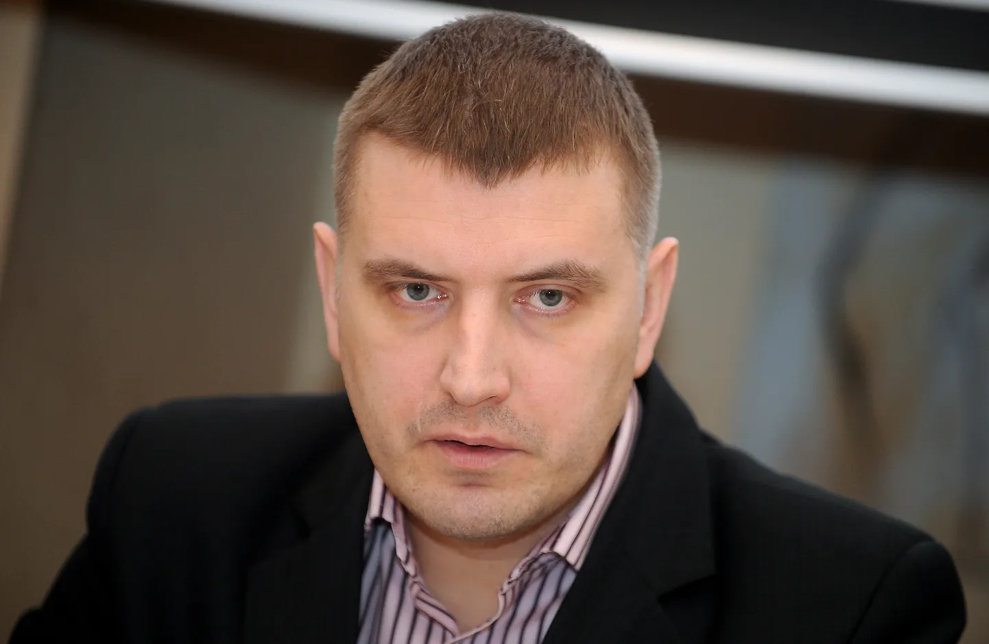 Latvijas kredītņēmēju asociācijas valdes priekšsēdētājs Jānis Āboliņš piedalās preses konferencē, kurā Kredītņēmēju asociācija informē par Maksātnespējas likuma grozījumiem un iepazīstina ar privātpersonas maksātnespējas procesu.