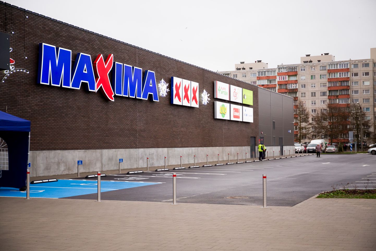 Põhja-Eesti esimene XXX Maxima kauplus Lasnamäel Linnamäe teel.