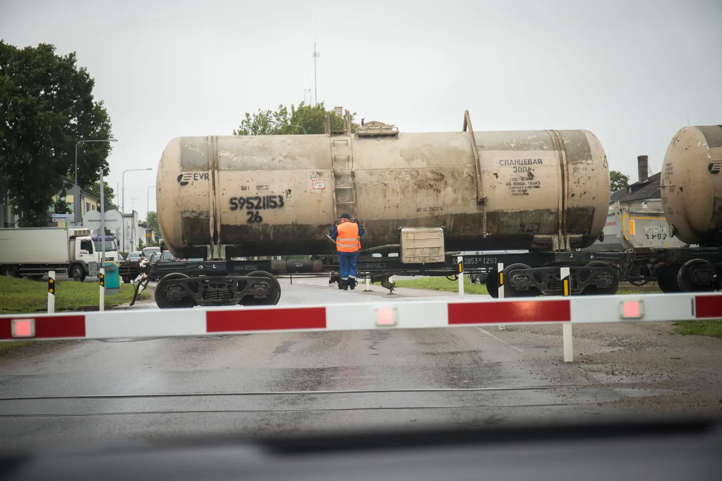 Homme võetakse luubi alla ka Rakvere raudteeülesõidud ja -ülekäigud. Foto on illustratiivne.