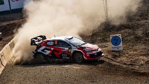 VIDEO ⟩ Toyota äss Katsuta katkestas teist MM-rallit järjest esimestel kilomeetritel