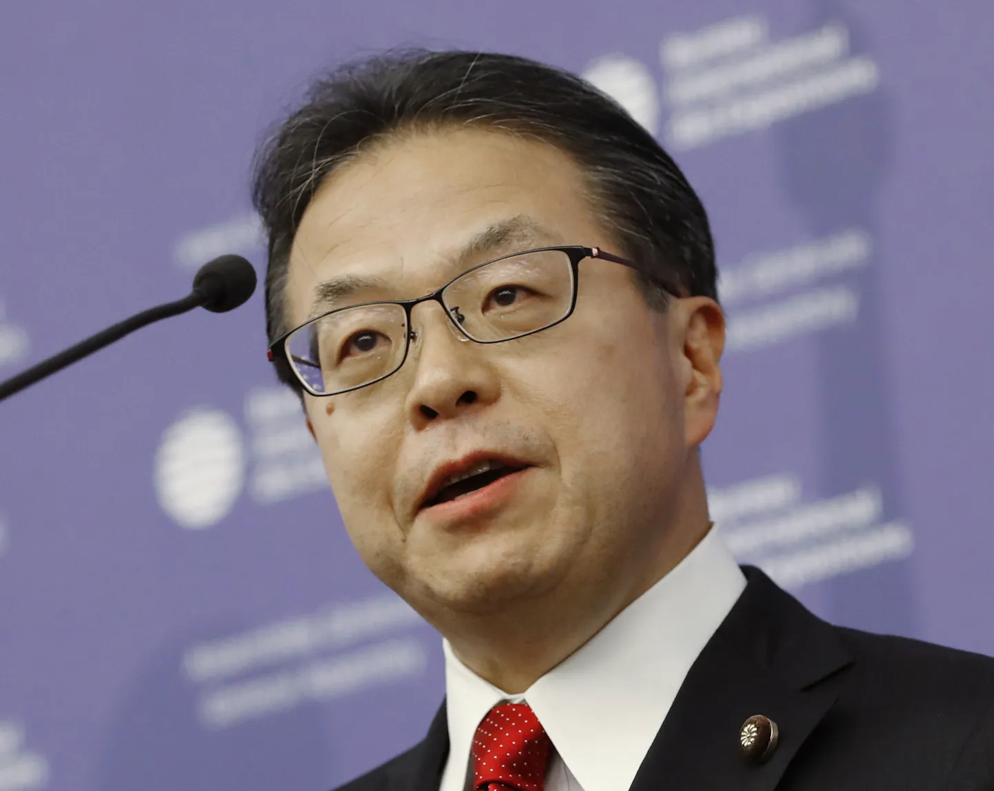 Jaapani kaubandusminister Hiroshige Seko sellel eelmise aasta novembrist pärineval fotol.