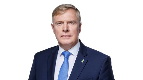 KALLE LAANET ⟩ Miks ma hääletasin poolt ehk Mida vastata kiisudele
