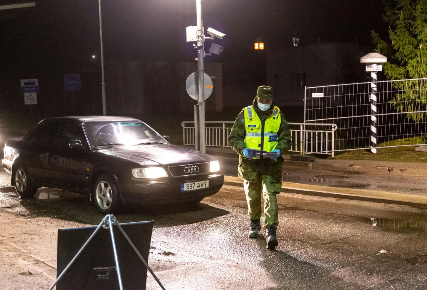 Kaitseliitlased on politseinikele abiks ka Valga-Valka piiril.