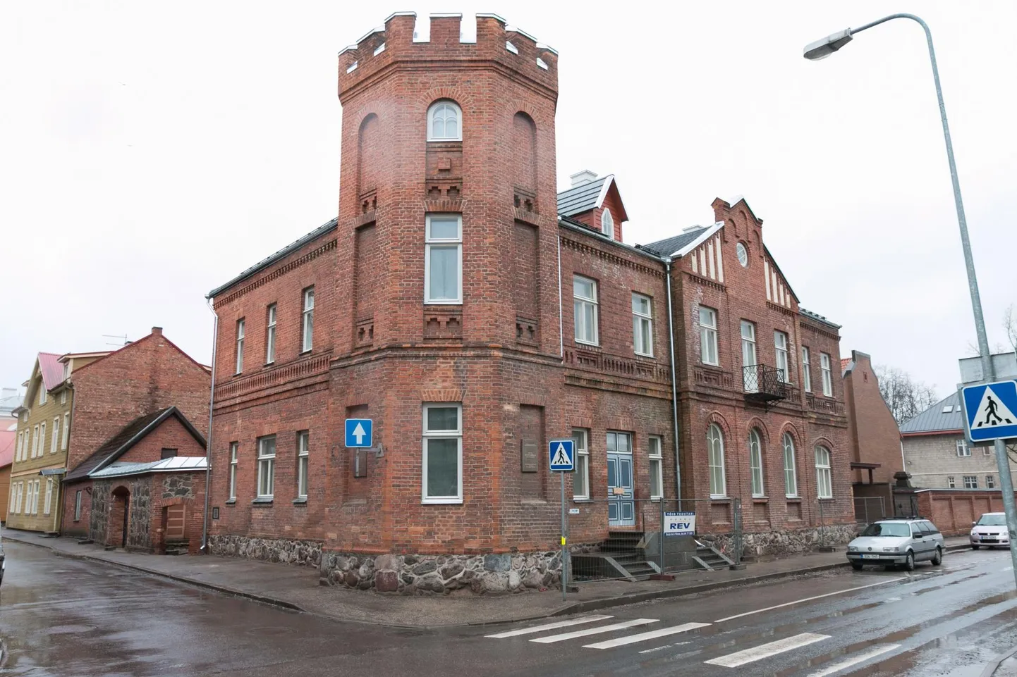 Viljandi muusikakool pakub küll huviharidust, ent on vaieldamatult Viljandi hariduselu üks nurgakividest.