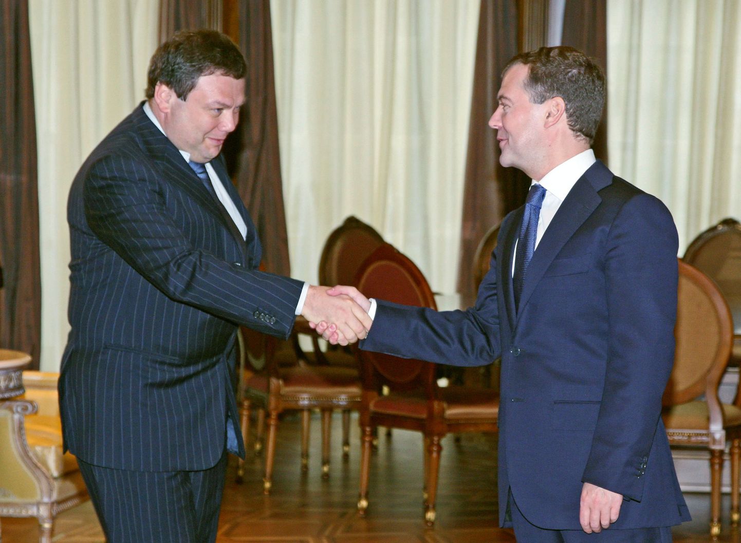 Miljardär Mihhail Fridman ja president Dmitri Medvedev.