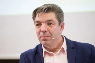 Юрий Николаев.