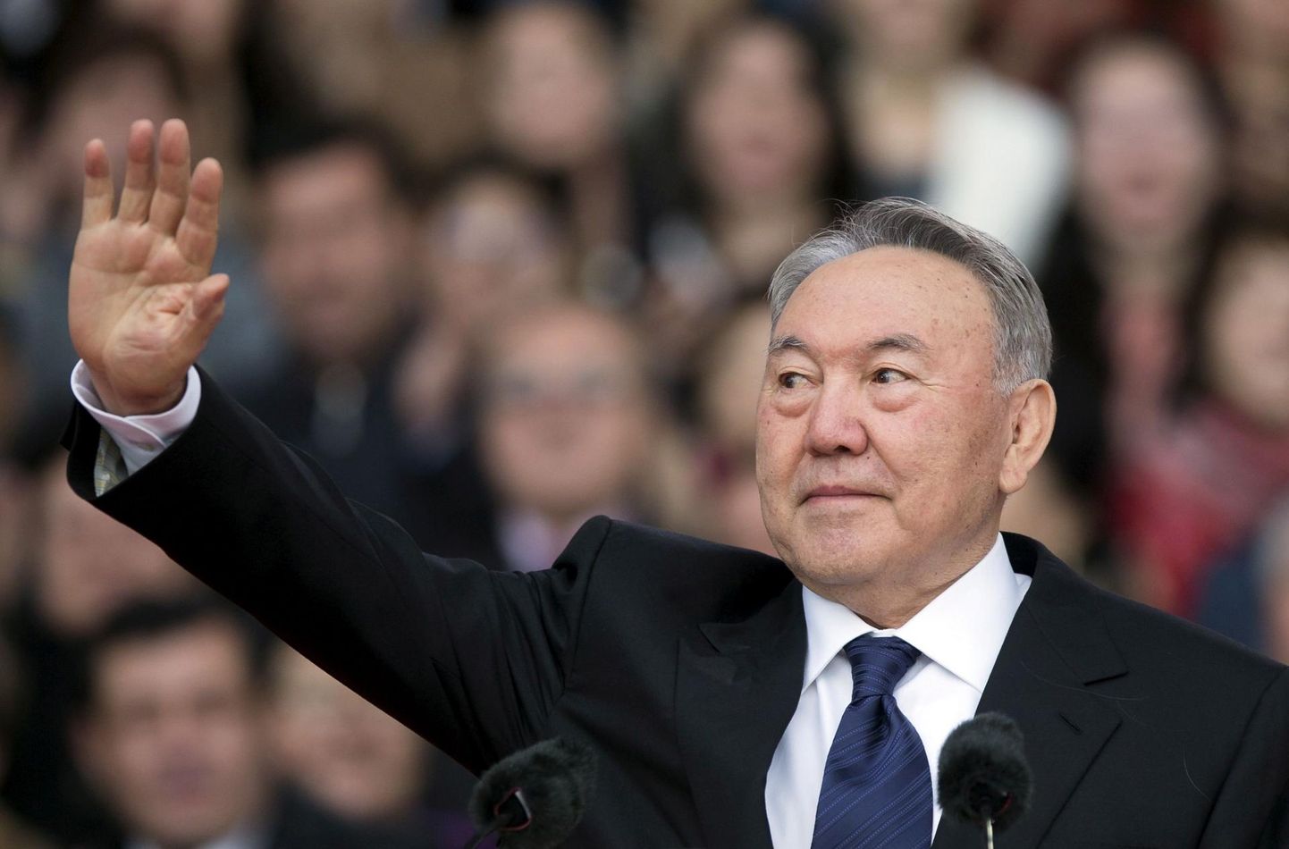 Jelbasõ´ks ehk riigi juhiks kutsutud Nursultan Nazarbajev võis õigeaegselt ametist loobudes ennast hea strateegina näidata. 