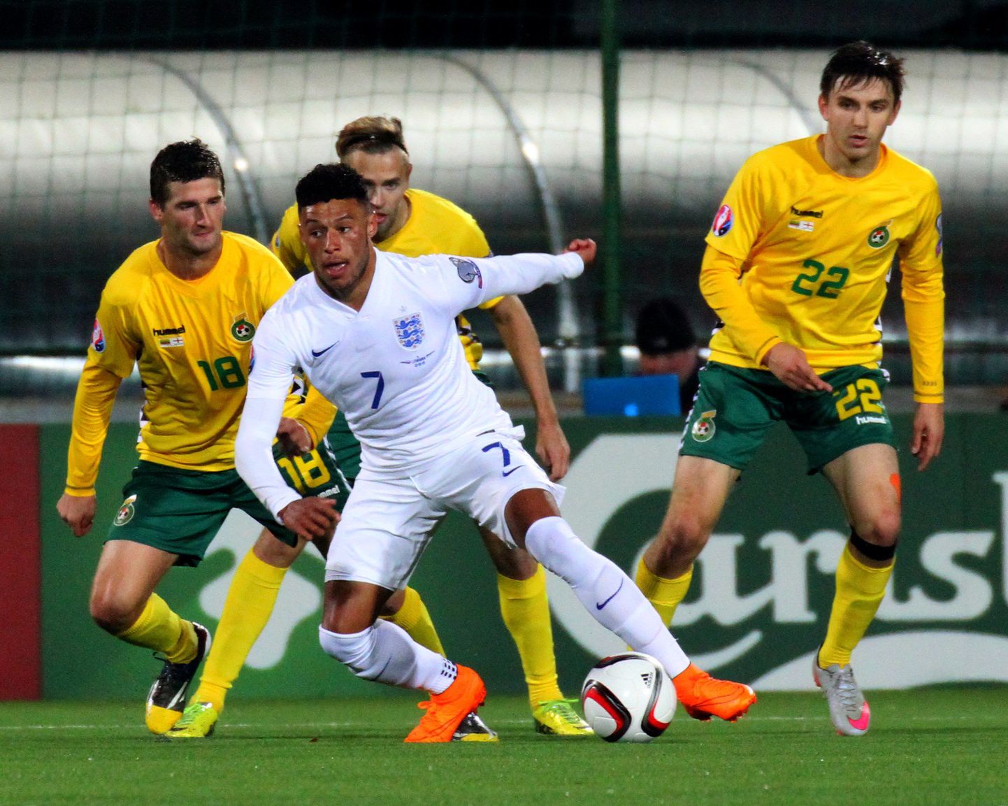 Inglismaa oli Leedust 3:0 parem ja aitas eestlastel seega säilitada grupis neljanda koha.
