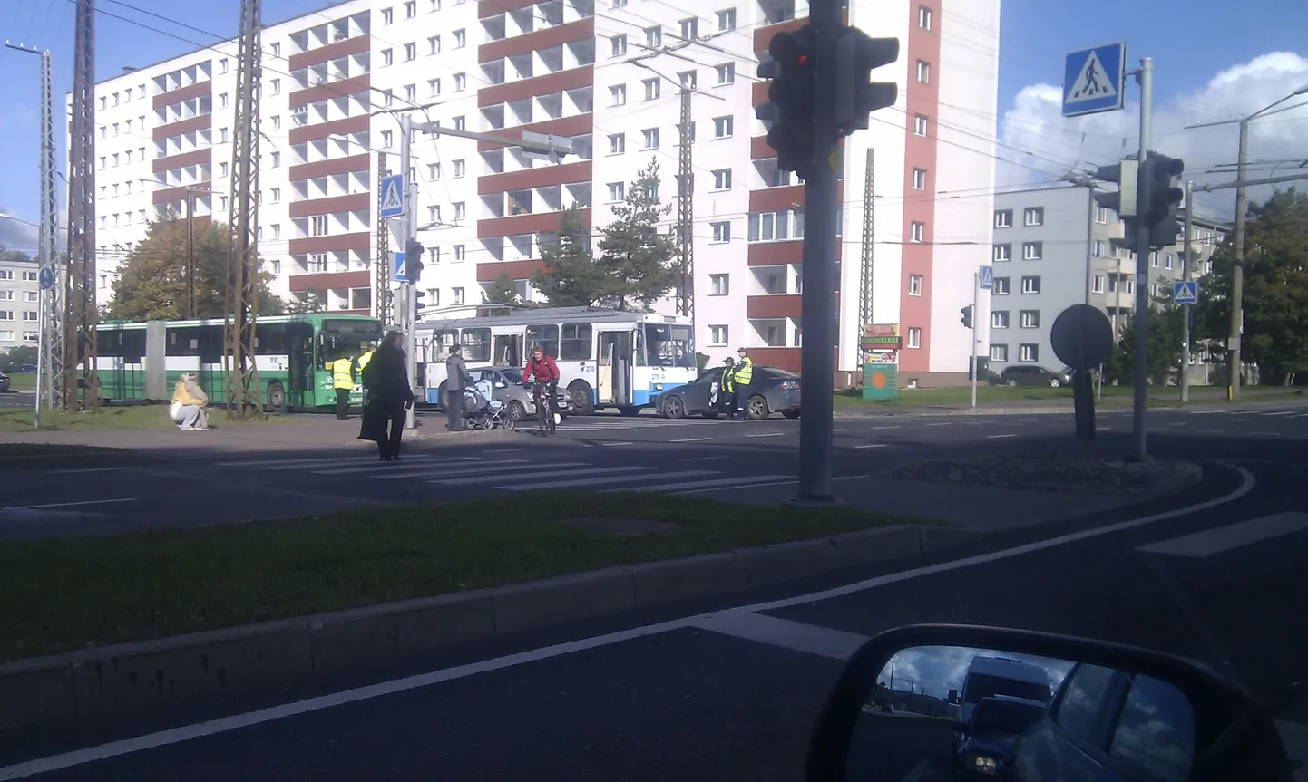 Авария на улице Кескузе.