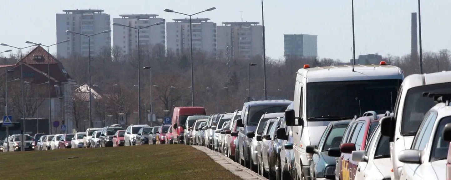Inimesi mõjutab ka teeliiklusest põhjustatud müra.