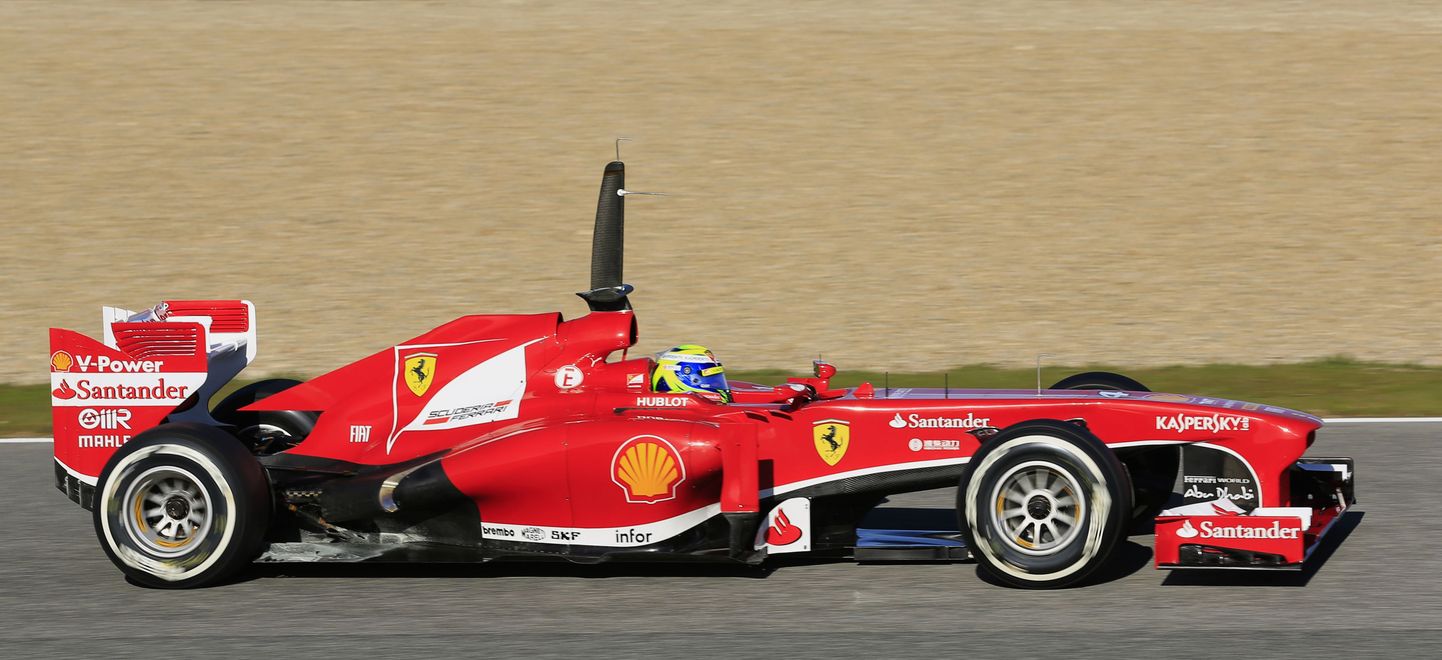 Felipe Massa Jerezi testirajal.