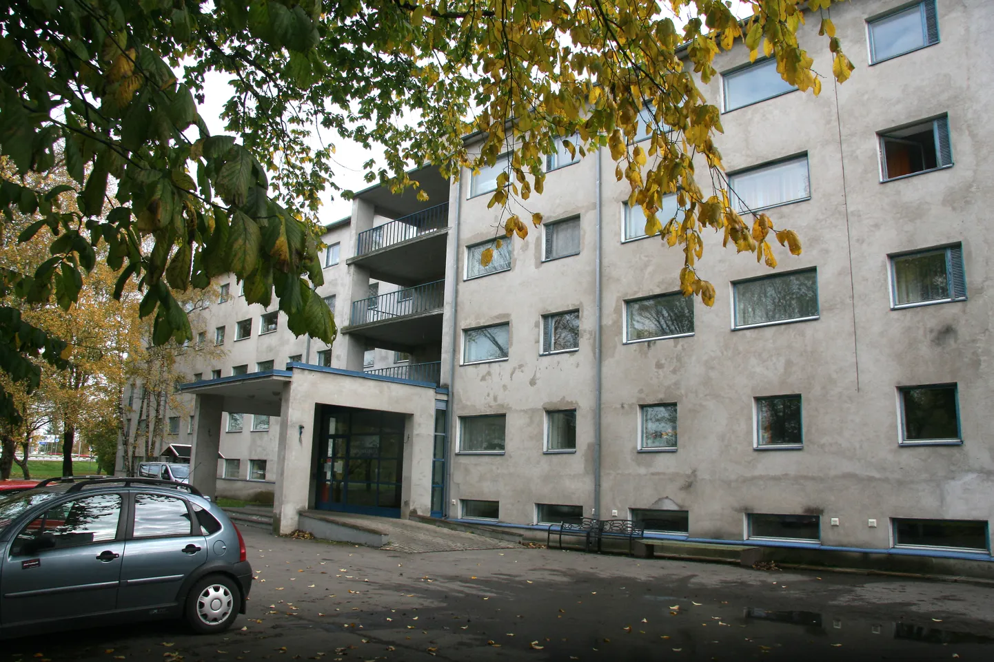 Jõhvi hooldekeskuses leviva koroonakoldega on seotud 21 inimest.