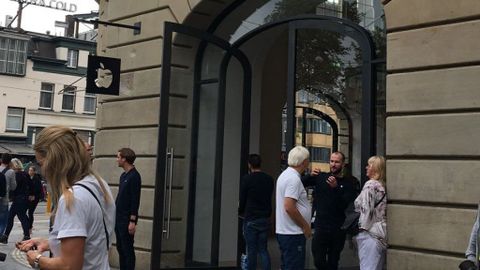 iPad plahvatas Apple’i Amsterdami poes, kliendid evakueeriti