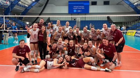 Latvijas volejbolistes nodrošina vietu Eiropas čempionāta finālturnīrā