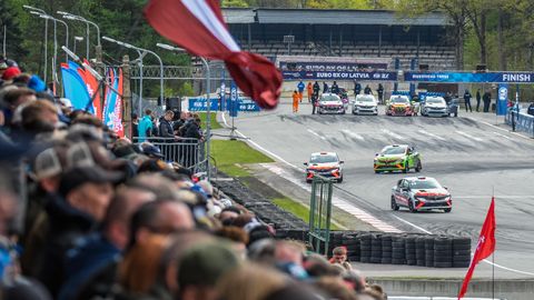 FOTOREPORTĀŽA ⟩ Eiropas rallijkrosa čempionāta sezonas atklāšanā Biķerniekos