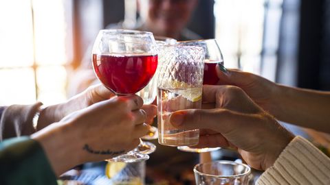 UURING ⟩ Just nii mõjub maksale ainult üks korralik pidu kuus