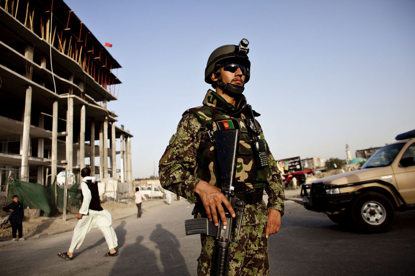 Afganistani armee sõdur Kabulis korda pidamas.