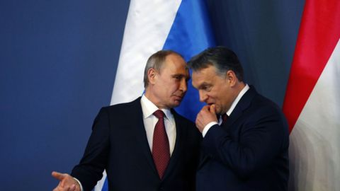 Офис премьер-министра: Венгрия не задержала бы Путина из-за ордера МУС