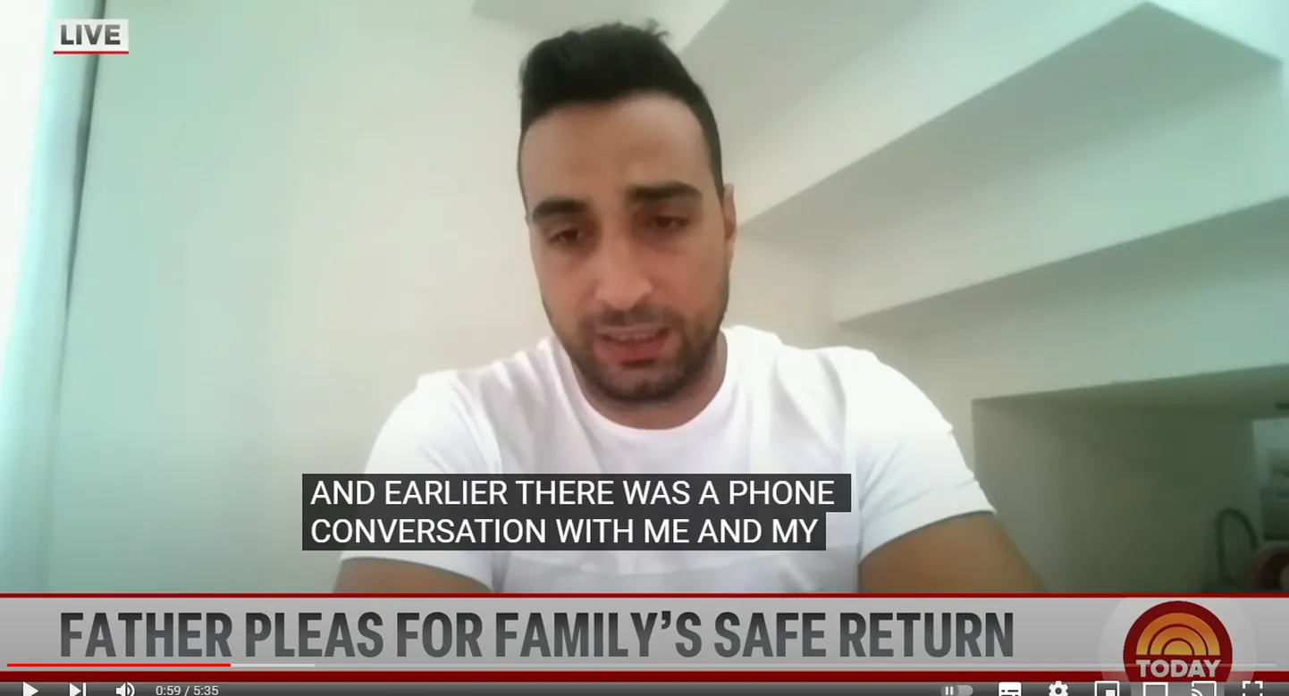 Iisraellane Yoni Asher, kelle naine ja kaks last langesid Palestiina terrorirühmituse kätte vangi. Ta pakub end nende asemele.