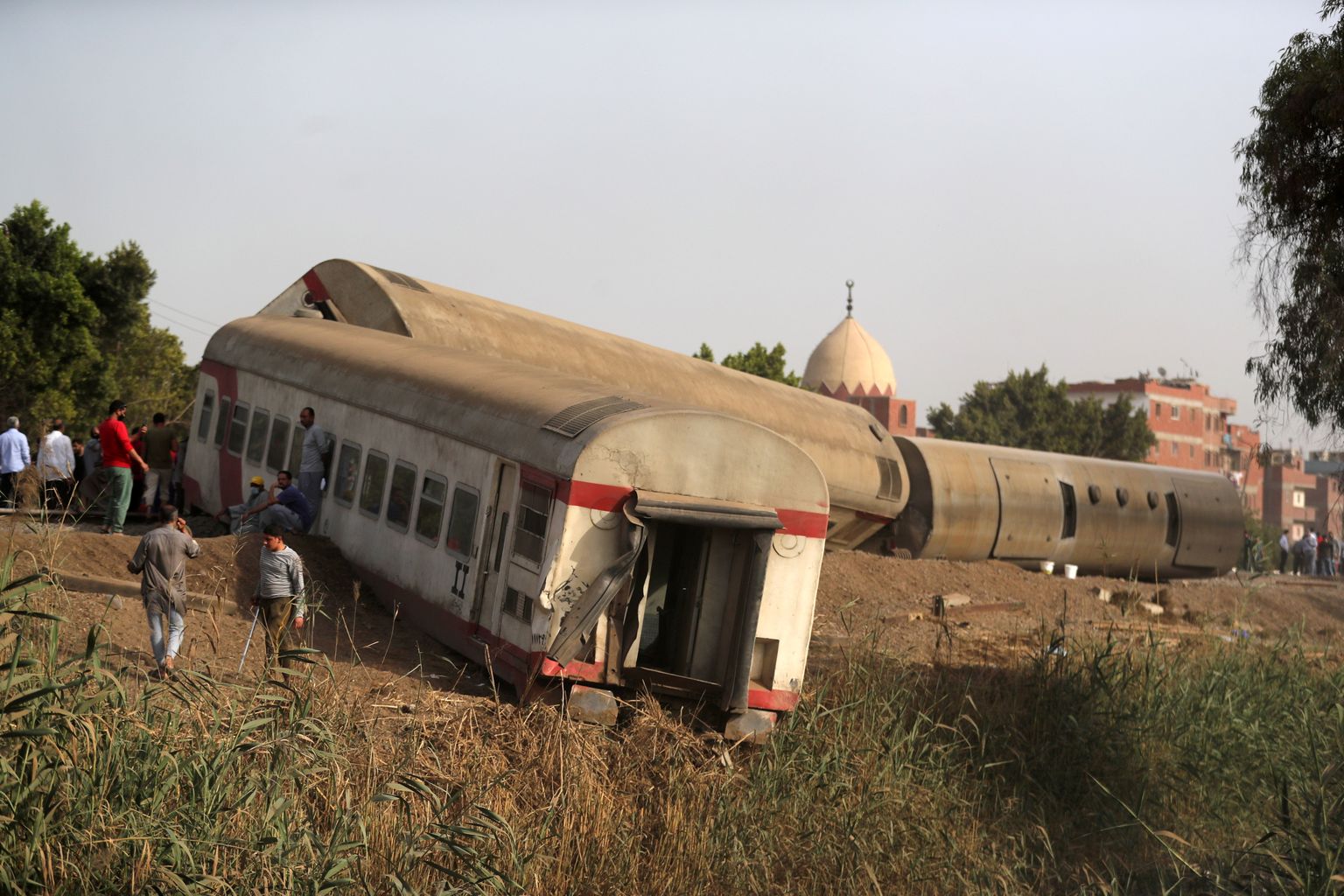 Egiptuses Qalioubia provintsis leidis 18. aprilli õhtul kohaliku aja järgi aset rongiõnnetus