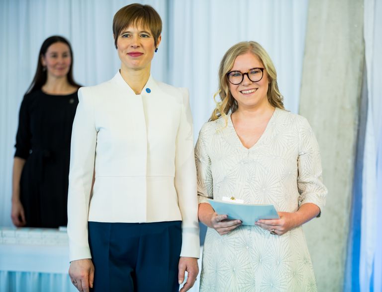 Valgetähe V klassi teenetemärgi sai hariduselu edendaja Triin Noorkõiv.