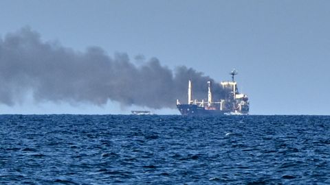 RAINER SAKS ⟩ Venemaa ründab taas kaubalaevu Mustal merel. Viljavedu Ukrainast peatus