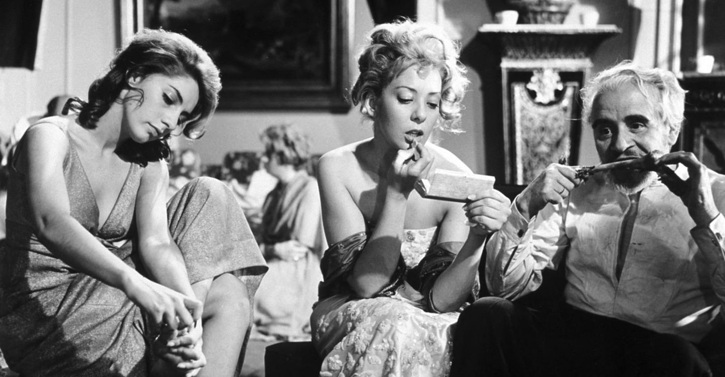 Luis Buñueli film «Hävitav ingel» linastub Sõpruses.