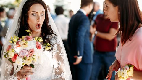 OI-OI! ⟩ Naine kandis sõbra pulmas kleiti, mis tekitas pruudis ebamugavust: mul oli nii piinlik