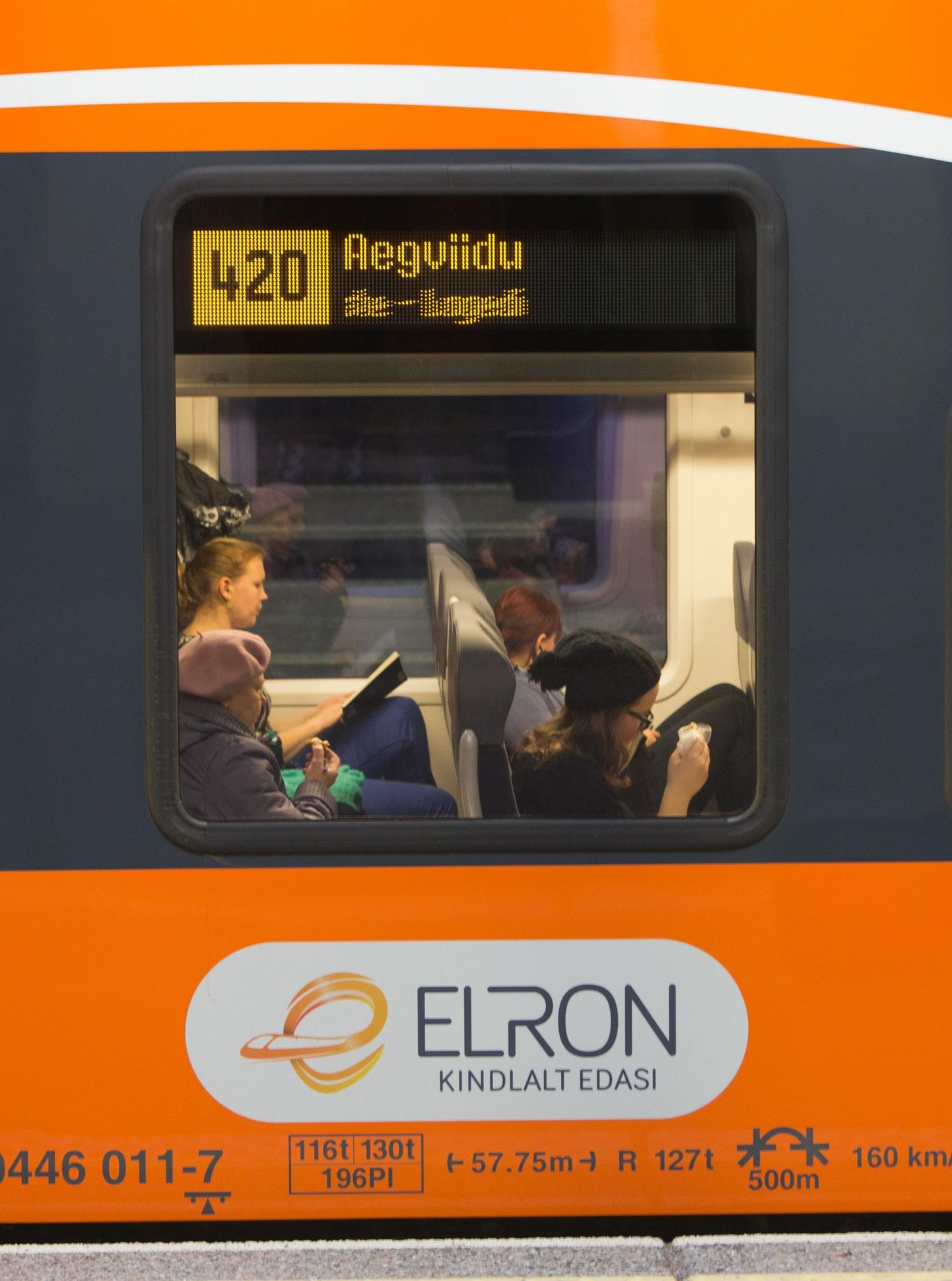 Поезд Elron.
