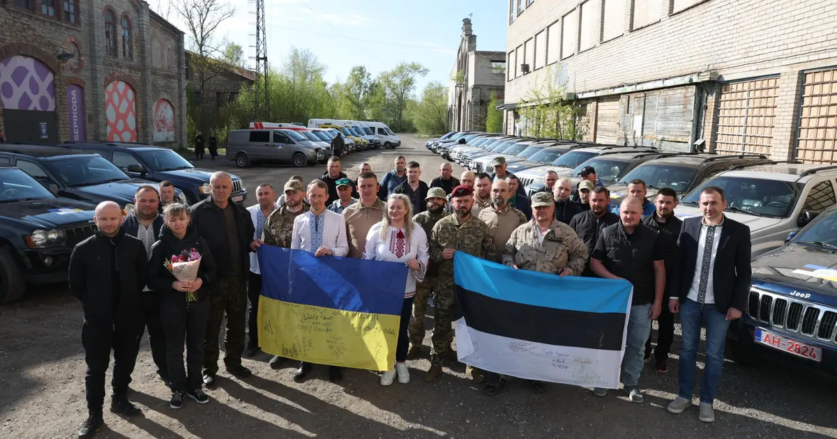 Yashirin kamerali avtomobil kaliti Ukraina