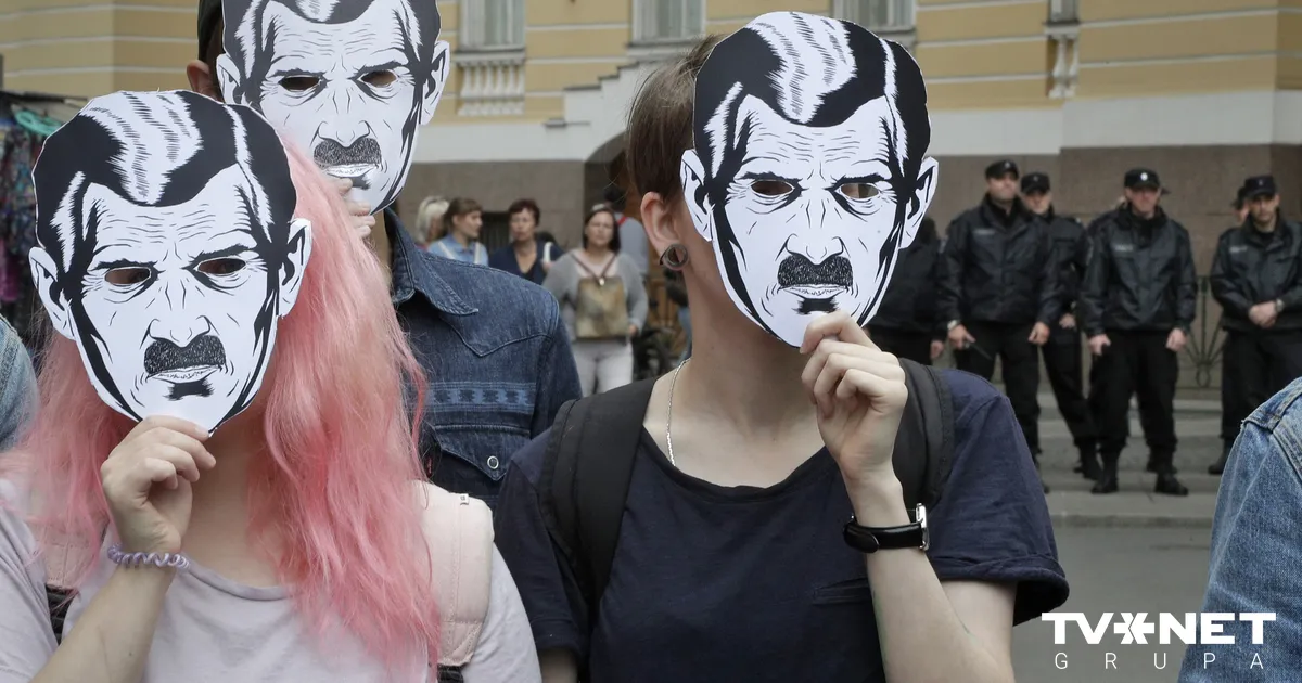 Russia: Internet Restrictions, Protests & Arrests – Latest Updates