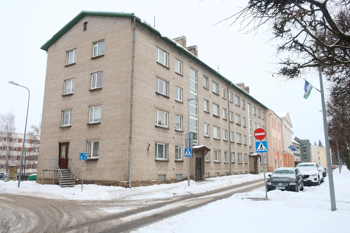 Kortermaja Valgas.