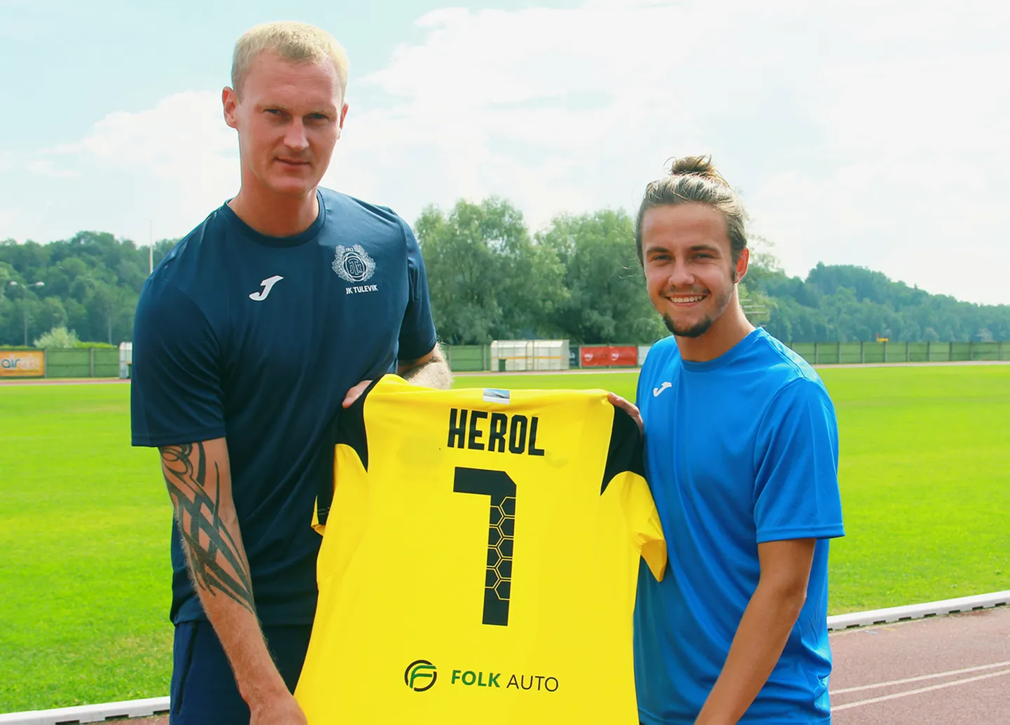 Herol Riiberg ning meeskonna peatreener Sander Post