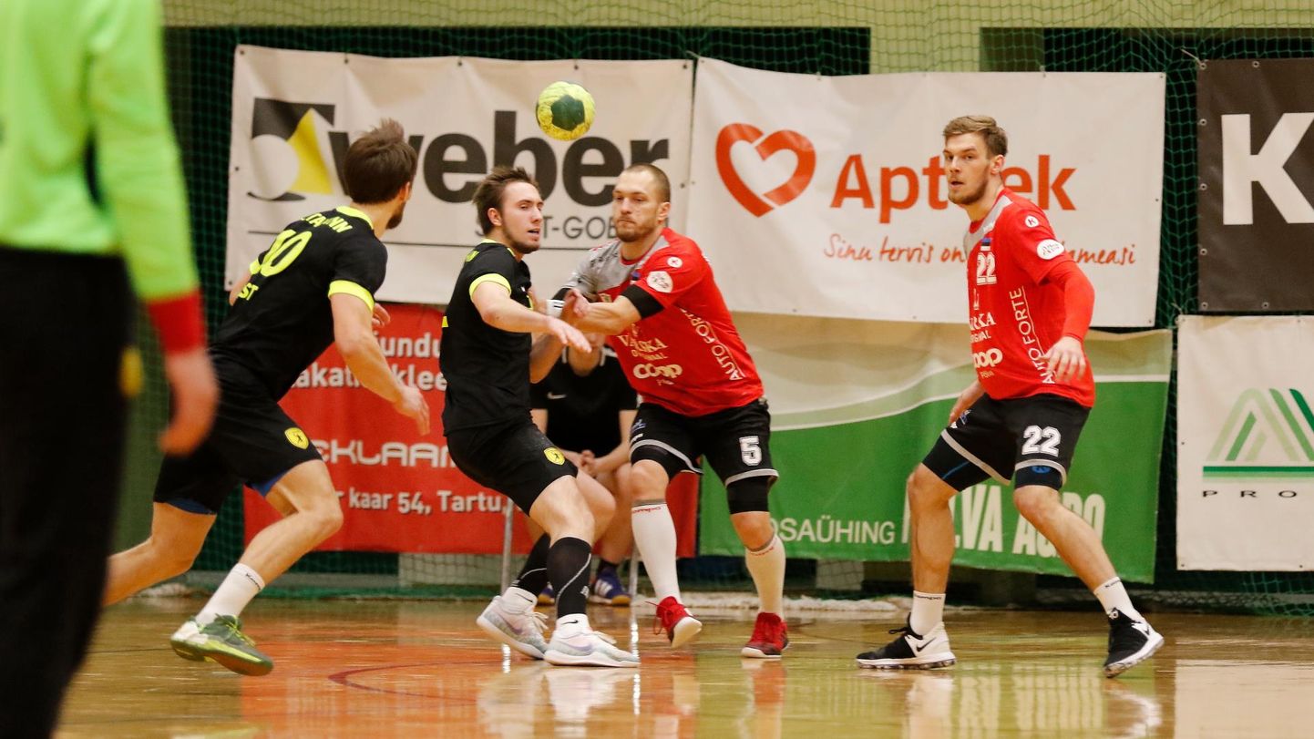 Võitlust täis mängus sai Serviti lõpuks sel hooajal jagu HC Tallinnast. FOTO: Helin Potter