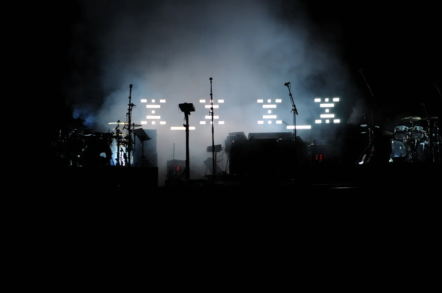 Massive Attacki lavashow esitlus, 08.06.08