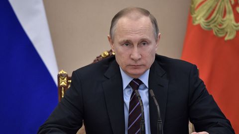 График: россияне винят Путина за коррупцию