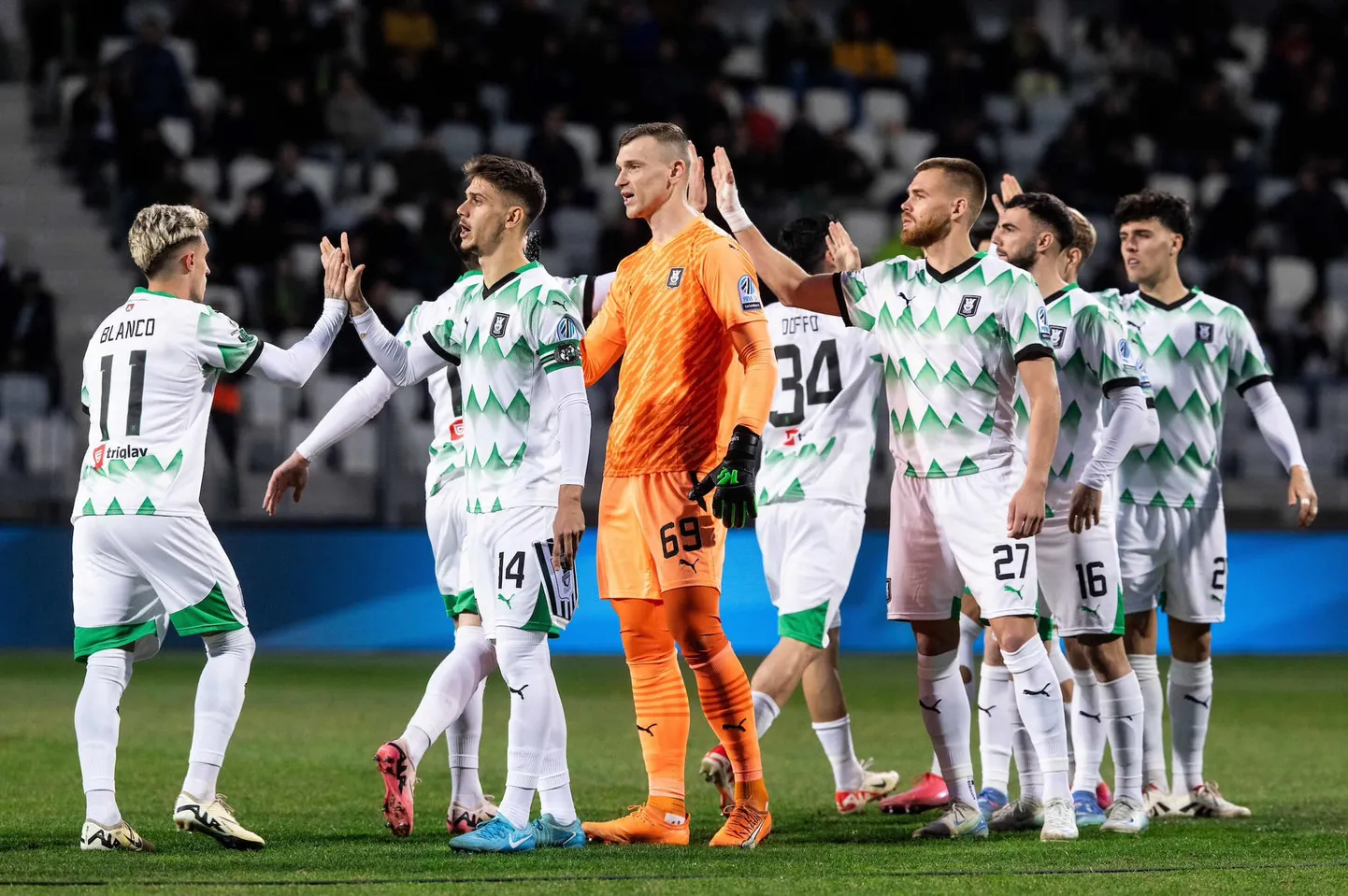 Alex Matthias Tamm (nr 27) ja teised Ljubljana mängijad pidid täna kaotusega leppima.