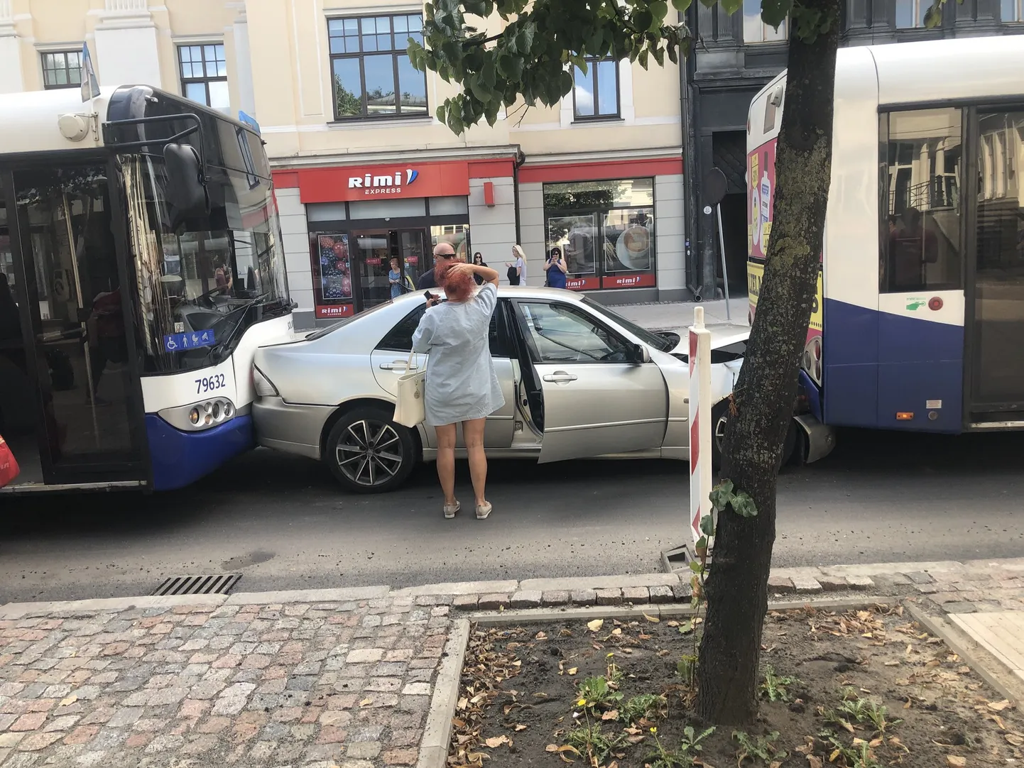 Авария на улице Меркеля