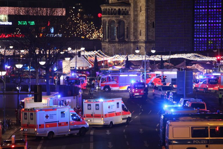 Rünnakus Berliini jõuluturule hukkus 12 inimest ja 48 sai vigastada