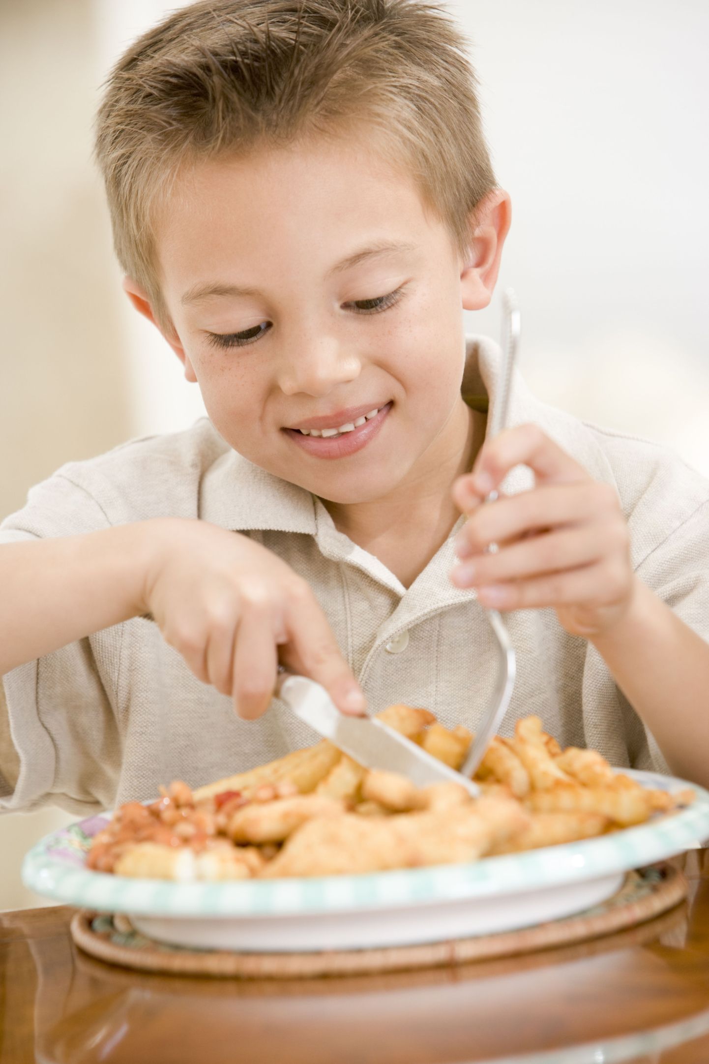 Väikelapse menüüs peab liha olema, kinnitab USA juhtiv toitumisteadlane.