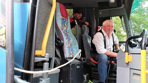 Дерни за веревочку и дверь закроется: в каких условиях вынуждены работать водители автобусов