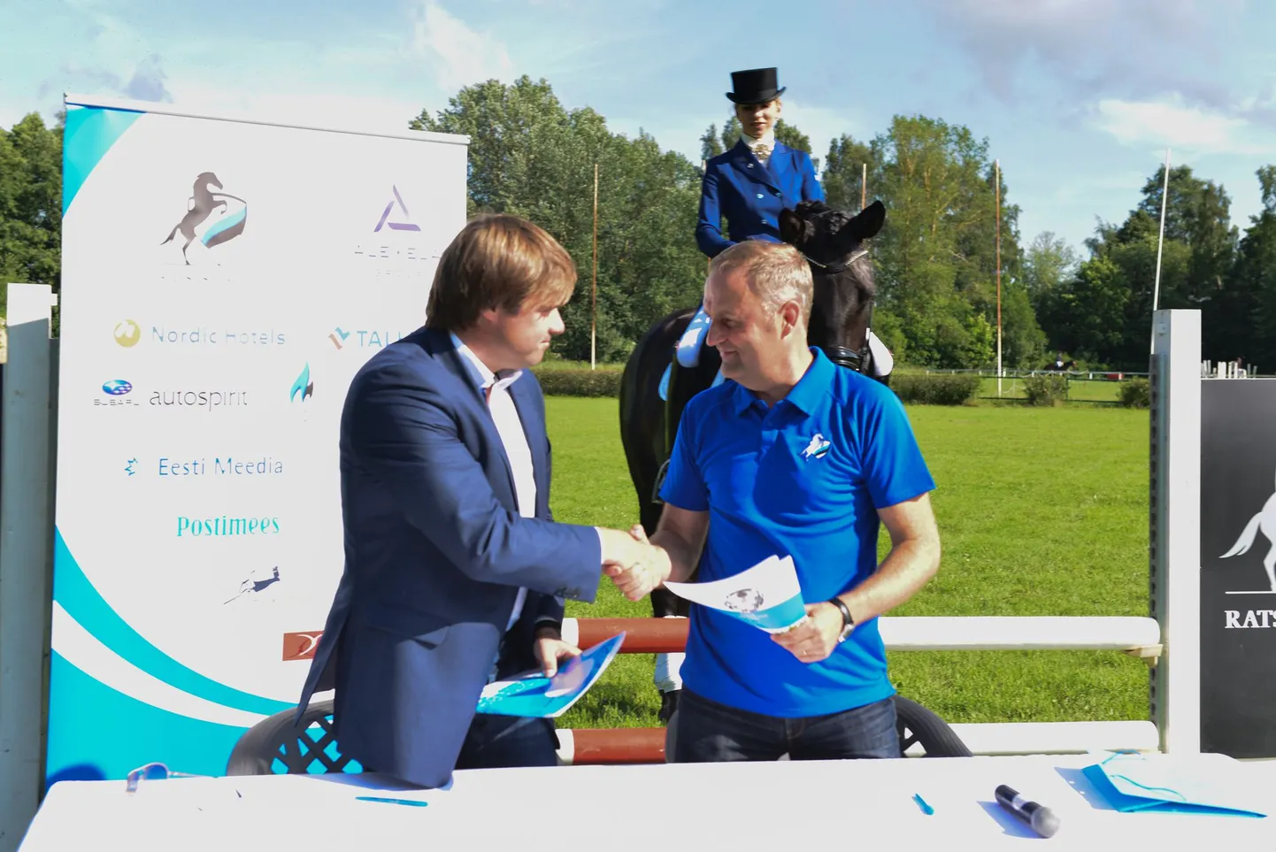 Eesti Meedia ja Eesti Ratsaspordi Liidu lepingu sõlmimine