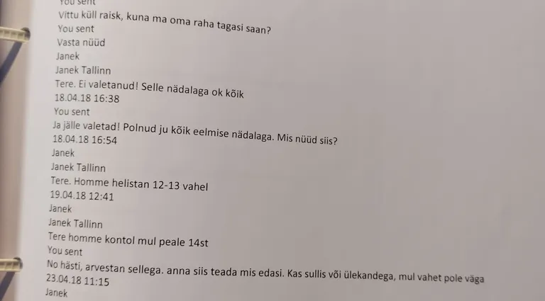 Raha ootamisest tüdinenud saarlane pommitab kasiinotuttavat Janek Hoffi sõnumitega, kuid saab vastu ainult valesid.