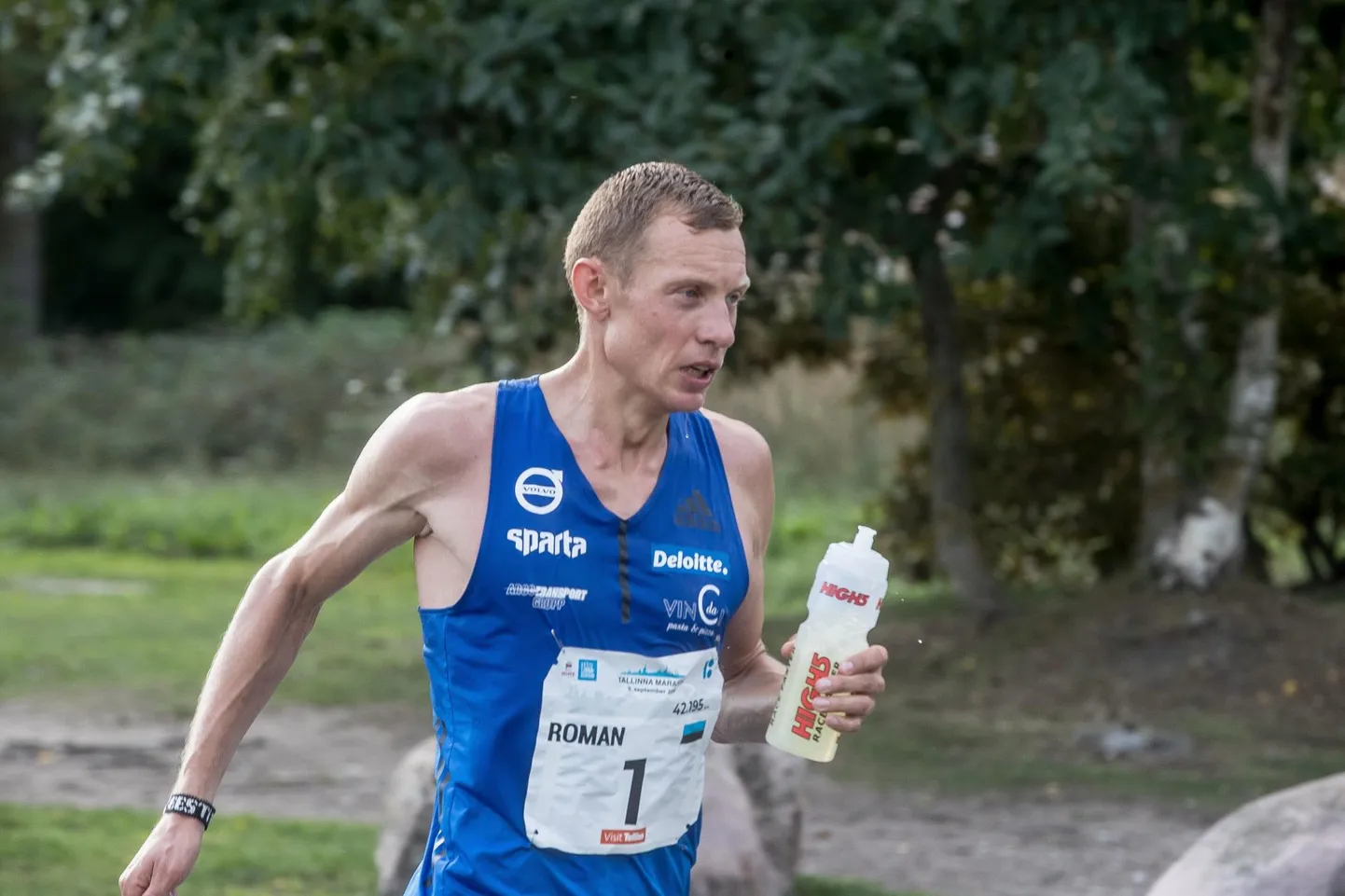 Roman Fosti sõnul on viimastel aastatel maratonikorraldajad keskendunud roheteemadele ja näiteks joogipudeleid igasse kohta maha ei tohi loopida.