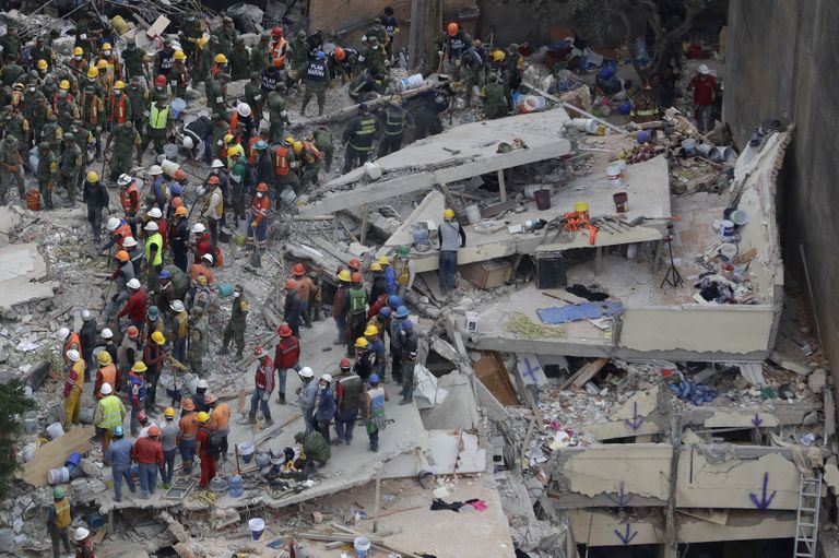 Otsingu- ja päästetööd maavärinajärgses Mexicos