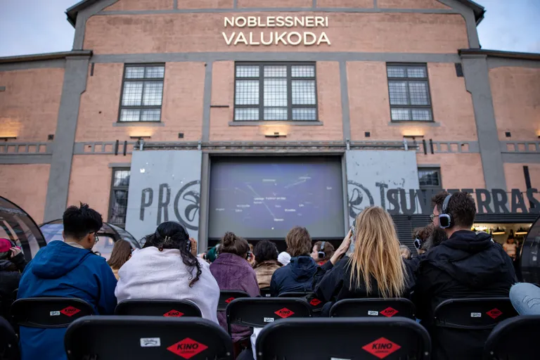 Kino Sõprus Kai välikino avamine.