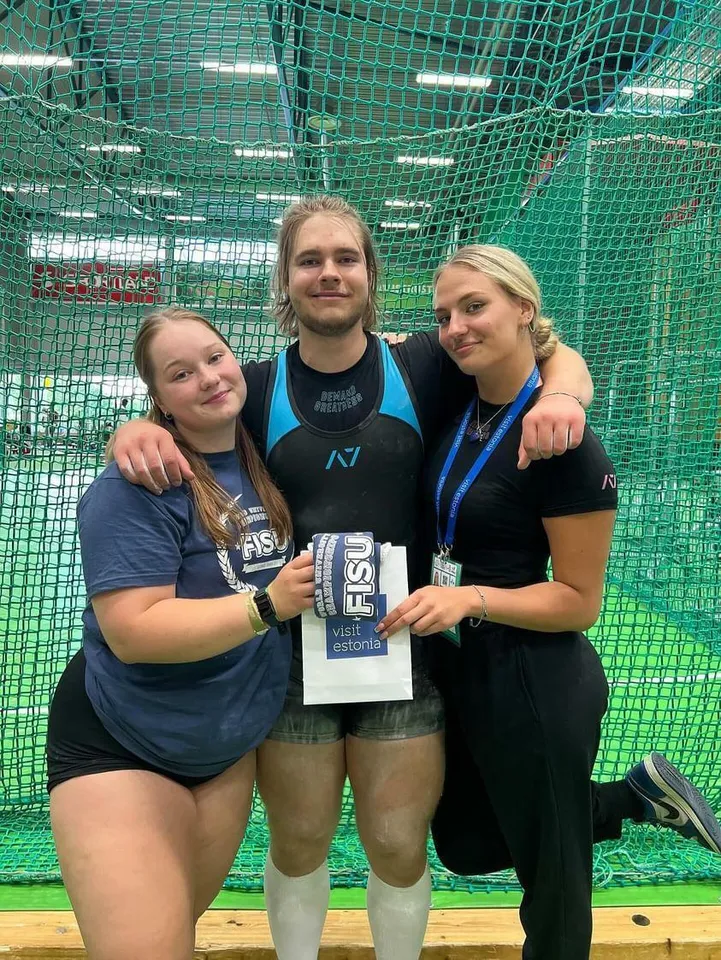 GALERII Pärnakad pälvisid jõutõstmise MMil neli medalit ja püstitasid ...