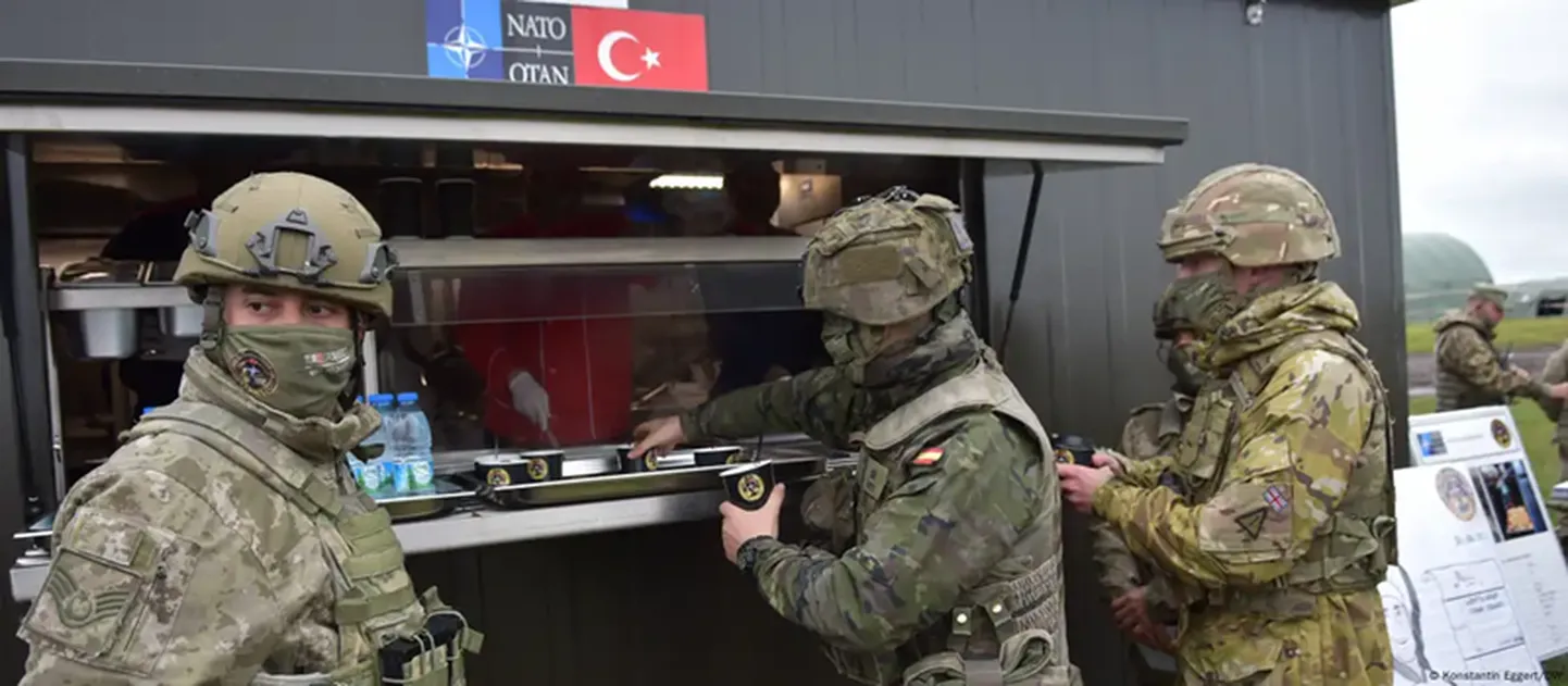 Турецкие солдаты на маневрах НАТО (фото из архива)