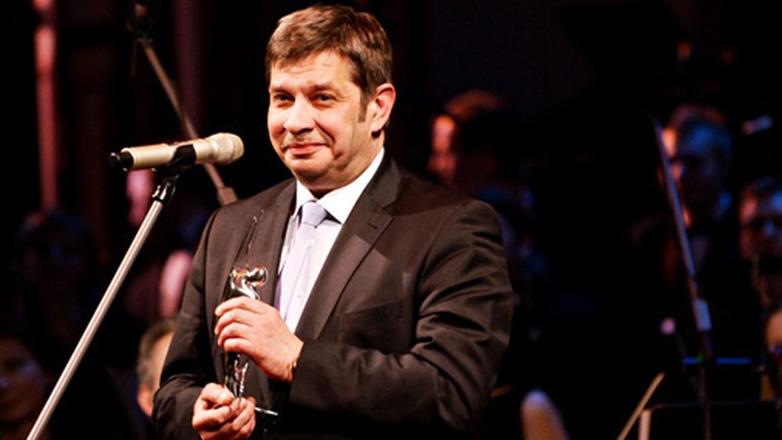 Komponists Arturs Maskats "Lielo Mūzikas balvu 2011" saņēma par skaņdarbu "Venēcijas rindas"